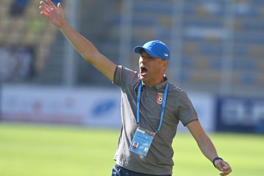 Toni Petrea, șocat de căderea din repriza a doua cu CFR Cluj: ”Nu știu de ce!” Ce a spus despre demisie