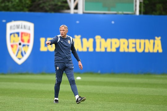 EXCLUSIV | Emil Săndoi regretă situația în care a ajuns Ianis Hagi la Rangers: ”Îl iubim, e normal să-l susținem”