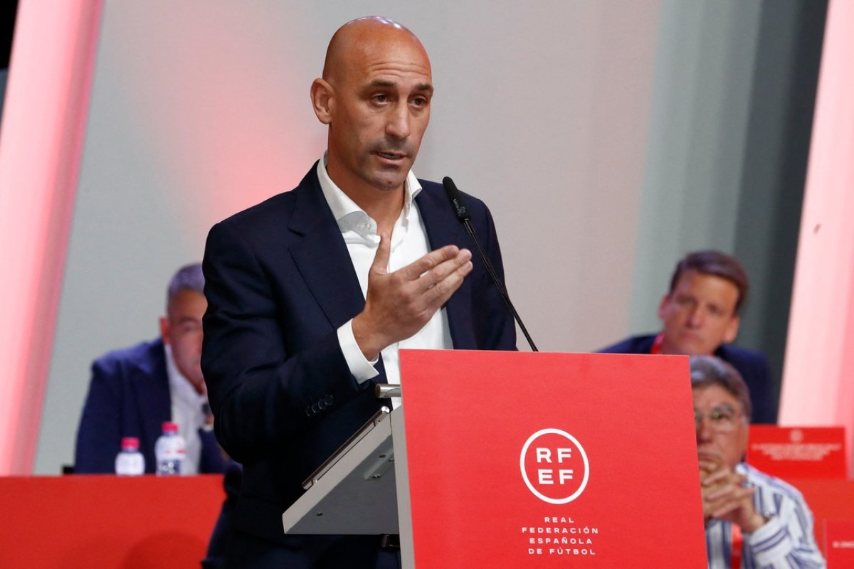 Rubiales se ține tare pe poziție, după scandalul în care a fost implicat