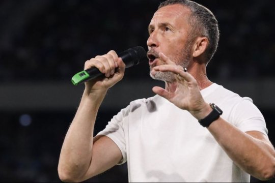 Dezvăluiri din culisele FCSB. Gigi Becali i-a dat echipa de start unui antrenor, el a schimbat-o înainte de meci: ”L-a mințit”