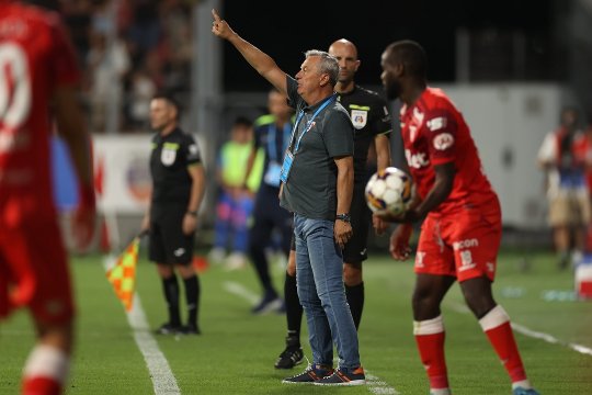 Mircea Rednic îi contrazice pe cei de la FCSB: "A fost un arbitraj foarte bun"