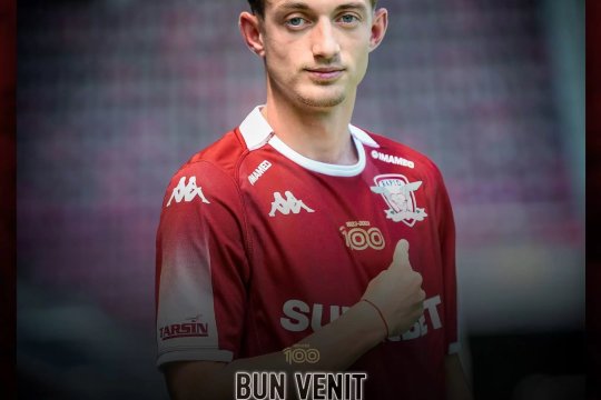 OFICIAL | Rapid a transferat un atacant de 24 de ani din Italia: ”Mă simt foarte onorat și bucuros să îmbrac acest tricou”