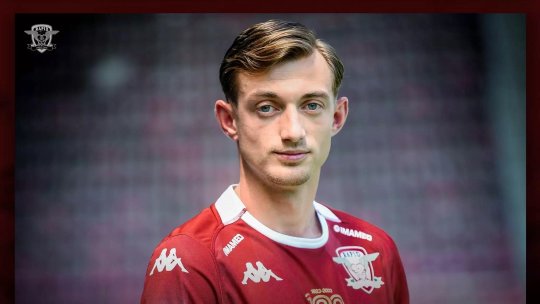 OFICIAL | Rapid a transferat un atacant de 24 de ani din Italia: ”Mă simt foarte onorat și bucuros să îmbrac acest tricou”