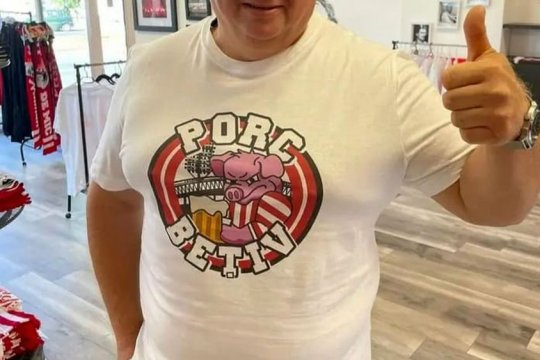 Gest fabulos al suporterlor UTA-ei, după jignirile adresate de soția unui angajat al clubului: ”Stați dracului acasă”. Cum au răspuns aceștia