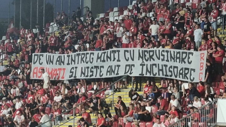 Arădenii au protestat împotriva lui Alexandru Meszar