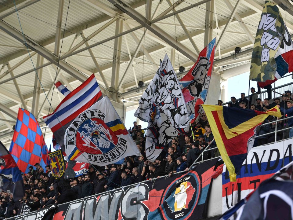 Galeria stelista la meciul de fotbal dintre Steaua Bucuresti si Petrolul Ploiesti, contand pentru Play-off-ul Ligii a-2-a Casa Pariurilor, desfasurat pe Stadionul Steaua-Ghencea din Bucuresti, sambata 2 april