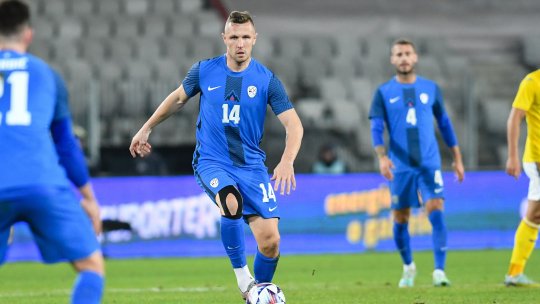 Universitatea Craiova dă lovitură pe piața transferurilor și aduce un mijlocaș cu aproape 300 de meciuri în Serie A