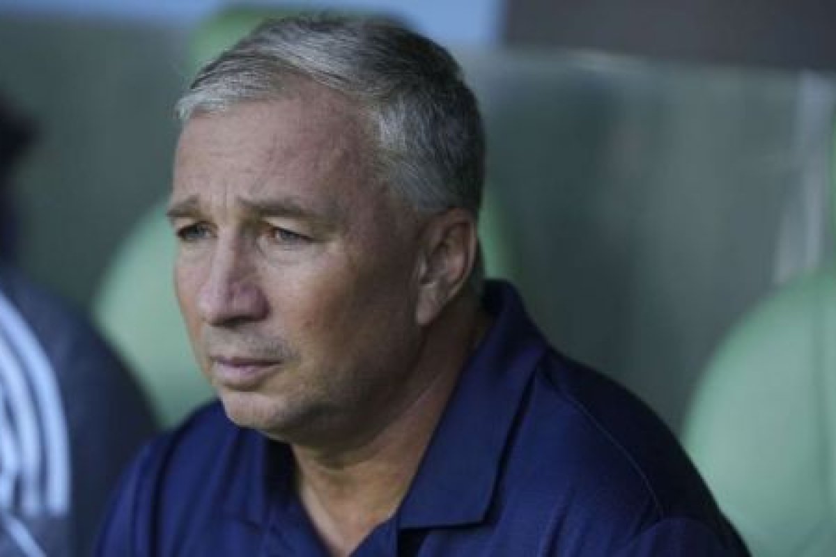 Dan Petrescu, tehnicianul celor de la Jeonbuk