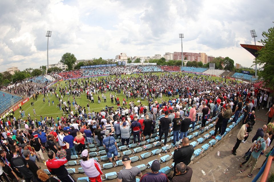 Peste 10.000 de oameni au fost prezenți în tribune la Oțelul Galați - Unirea Dej, meciul care i-a readus pe moldoveni în Superligă