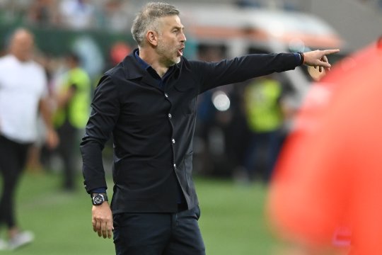 Gigi Becali pune tunurile pe Edi Iordănescu. ”Noi am jucat fotbal? Am fost temători. Dacă nu știi, lasă pe altul”