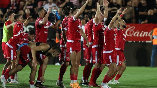 Ovidiu Burcă plănuiește să introducă un titular surpriză în meciul cu FCU Craiova. Fotbalistul în care își spune speranțele Dinamo