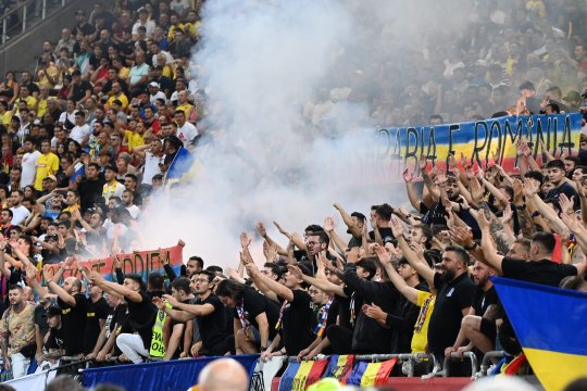Presa din Serbia salută gesturile făcute de suporterii români la partida cu Kosovo