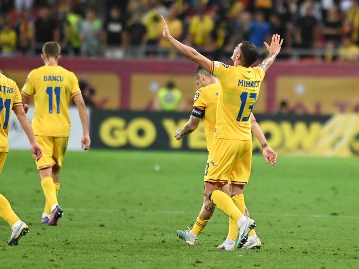 Bucuria lui Valentin Mihăilă după golul marcat în meciul cu Kosovo