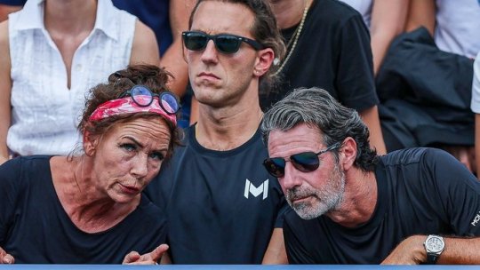 Fanii din întreaga lume, scandalizați după ce au văzut implicarea lui Mouratoglou în cazul Halep. I-au găsit o poreclă jignitoare: "Toți jucătorii să facă asta!"