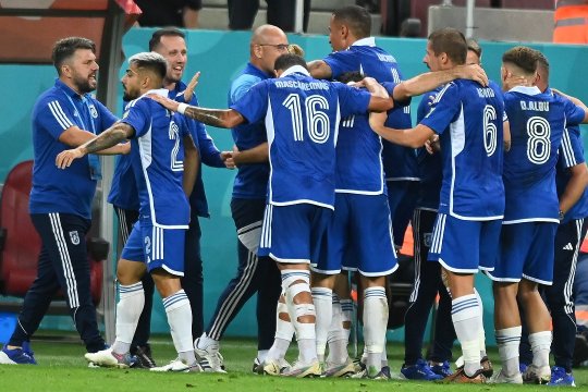 FCU Craiova încântă fără principal, dar noul antrenor urmează oricum să ajungă în Bănie: ”Avem nevoie. Va veni săptămâna viitoare”
