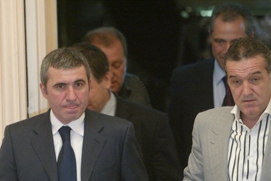 După "coșmarul" din sezonul trecut, Gigi Becali a dat un pronostic înainte de meciul dintre FCSB și Farul: ”Nu mai este aia de atunci!”