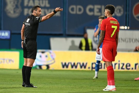 Penalty-ul dictat de Colțescu la Farul - FCSB 0-1, contestat de oamenii de fotbal: ”Foarte ușor acordat”