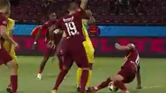Viciere de rezultat! Istvan Kovacs i-a refuzat Petrolului două penalty-uri la partida cu CFR Cluj: "Nu e loc de discuții"
