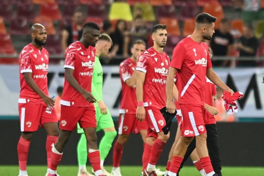 EXCLUSIV | Vlad Iacob sare în ajutorul lui Dinamo, chiar și după ce a fost îndepărtat de Andrei Nicolescu. Soluția salvatoare pentru ”câini”