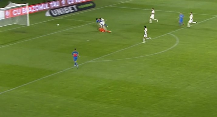 Viorel Flueran a dictat penalty la atacul lui Căbuz la Compagno