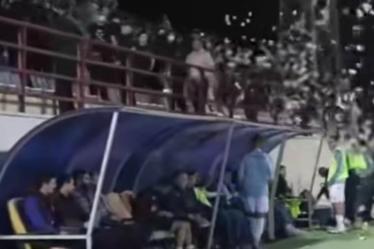 Nu l-au iertat! Gest fără precedent făcut față de fostul antrenor al echipei, care a plecat la o rivală din campionat