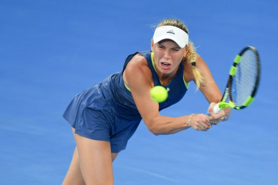 "Nu am spus niciodată așa ceva!" Caroline Wozniacki iese în față și dezminte mesajele "pro Halep". Gafă uriașă făcută de celebra Sports Illustrated