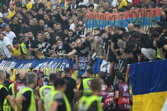 Nicolae Stanciu sare în apărarea ultrașilor români, după scandalul de la partida cu Kosovo: "Trebuia să ieșim de pe teren de 30-40 de ori"