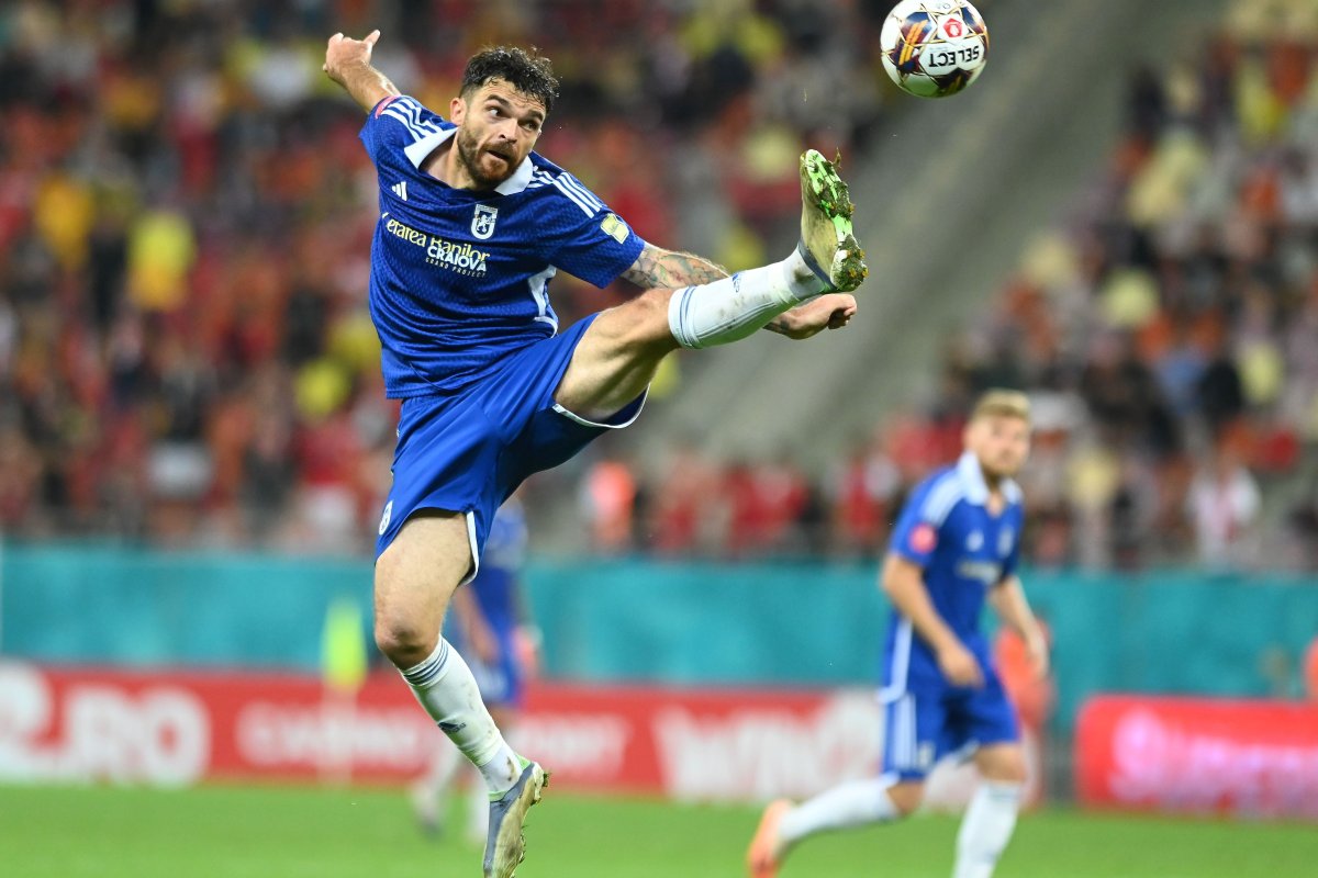 Aurelian Chițu în meciul de fotbal dintre Dinamo București și FC U Craiova, din cadrul Superligii Superbet, desfășurat pe Arena Naționala din București, 15 septembrie 2023