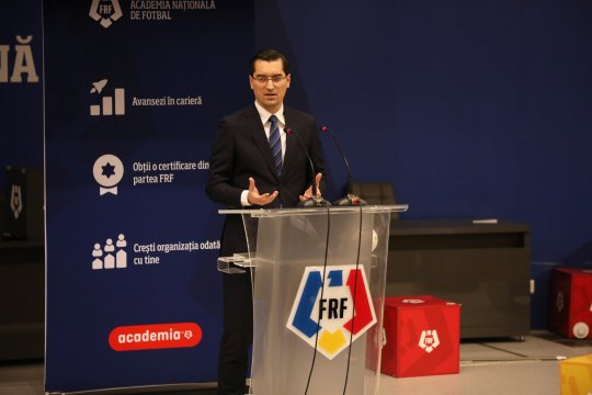 EXCLUSIV | Sistemul promovat de Federația Română de Fotbal, aspru criticat: ”Nu au viitor, trebuie să oferi tuturor șanse egale!”