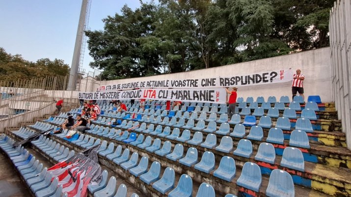 Mesajul suporterilor echipei UTA la partida cu FC Botoșani, din cadrul etapei a 10-a a Ligii 1