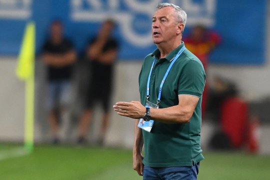Imediat după remiza de la Botoșani, Mircea Rednic a anunțat un nou transfer: ”A semnat astăzi”