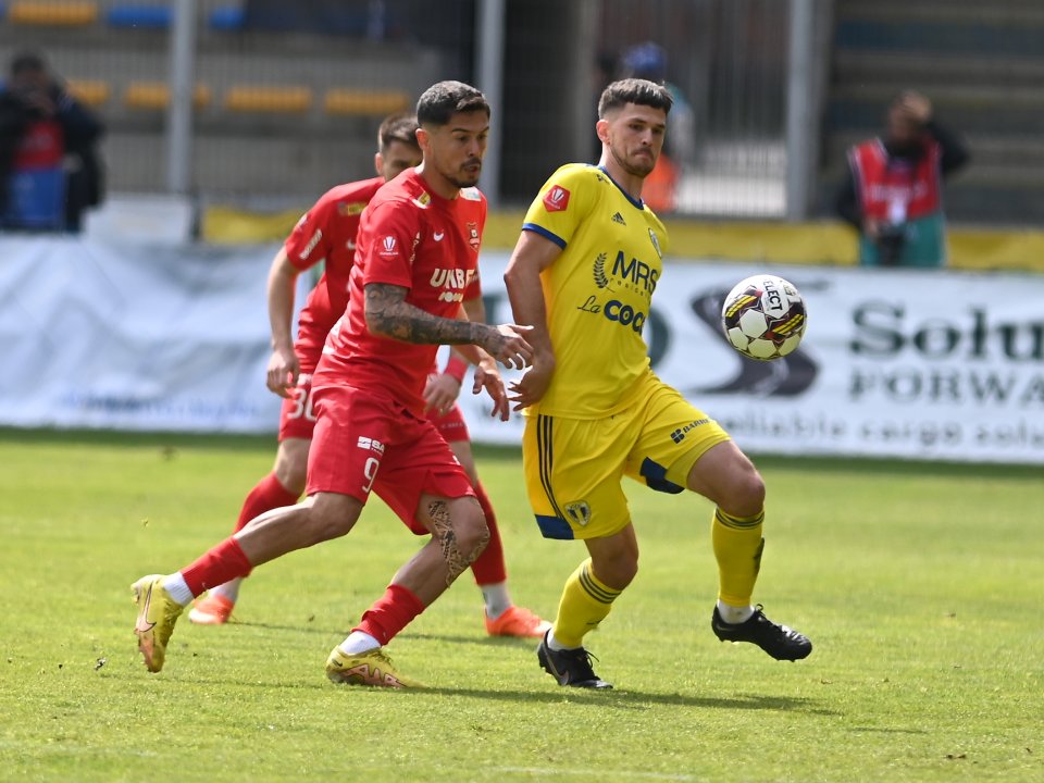 Gabriel Iancu și Bart Meijers, Petrolul Ploiești vs. FC Hermannstadt, Play-out Superliga Superbet, Stadionul Ilie Oana din Ploiești, 3 mai 2023