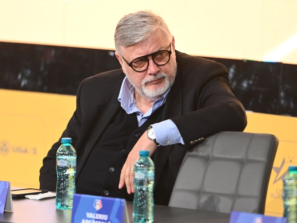 Gino Iorgulescu participă la Adunarea Generală a Federației Române de Fotbal, desfășurată în Sala ”Nicolae Dobrin” din incinta sediului FRF din București, 26 aprilie 2023