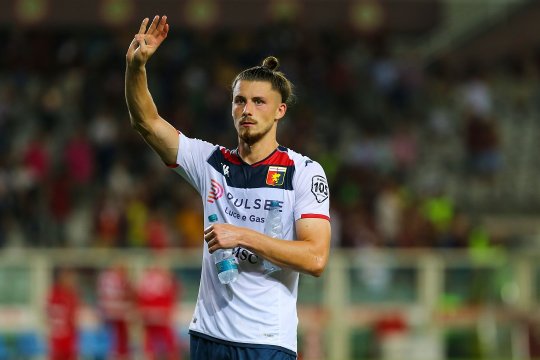 Gazzetta dello Sport, doar cuvinte de laudă la adresa lui Radu Drăgușin: ”E un geniu al jocului aerian!”. Presa din Italia anunță transferul carierei pentru internaționalul român