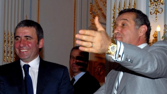 Ce s-a întâmplat când Gigi Becali a intrat peste Hagi în vestiarul FCSB. Discuția, dezvăluită după 17 ani