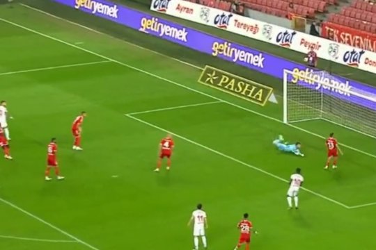 Denis Drăguș, un nou gol pentru echipa lui Marius Șumudică. Vești excelente din Turcia pentru Edi Iordănescu | VIDEO