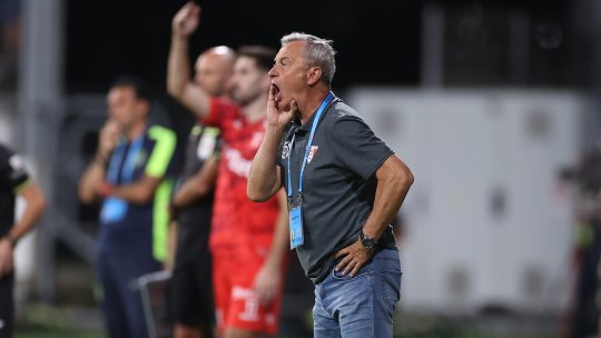 Suporterii UTA-ei, protest după remiza cu FC Voluntari: ”Ai făcut cea mai slabă echipă din prima ligă!”. Mircea Rednic a răspuns imediat