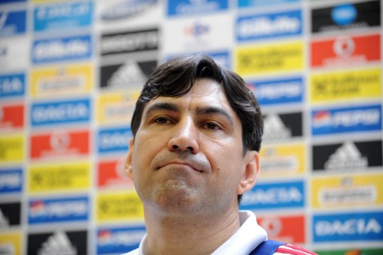 EXCLUSIV | Victor Pițurcă, "mâhnit" de situația Stelei: "Să ia niște măsuri!"