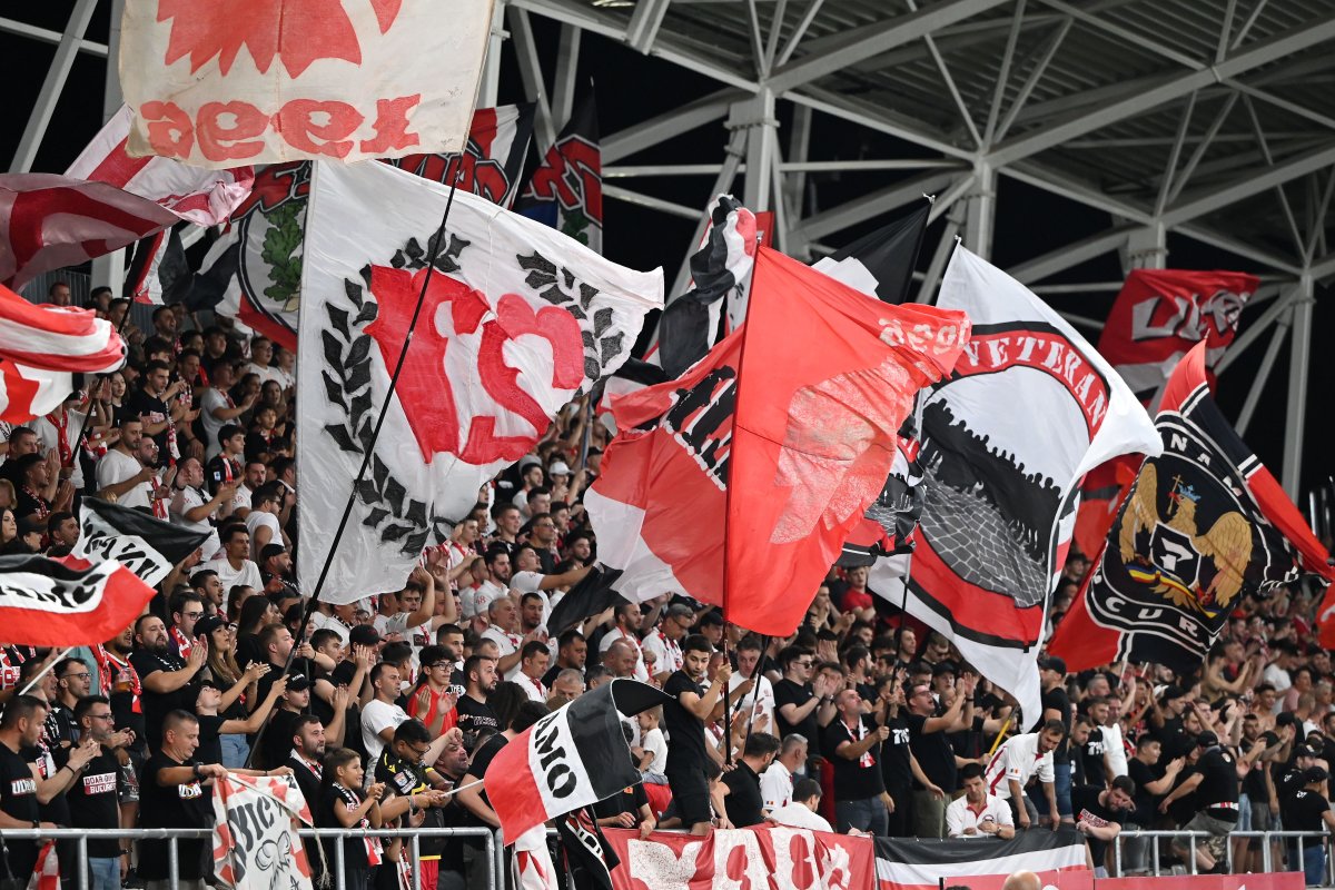 Suporterii lui Dinamo au motive de bucurie