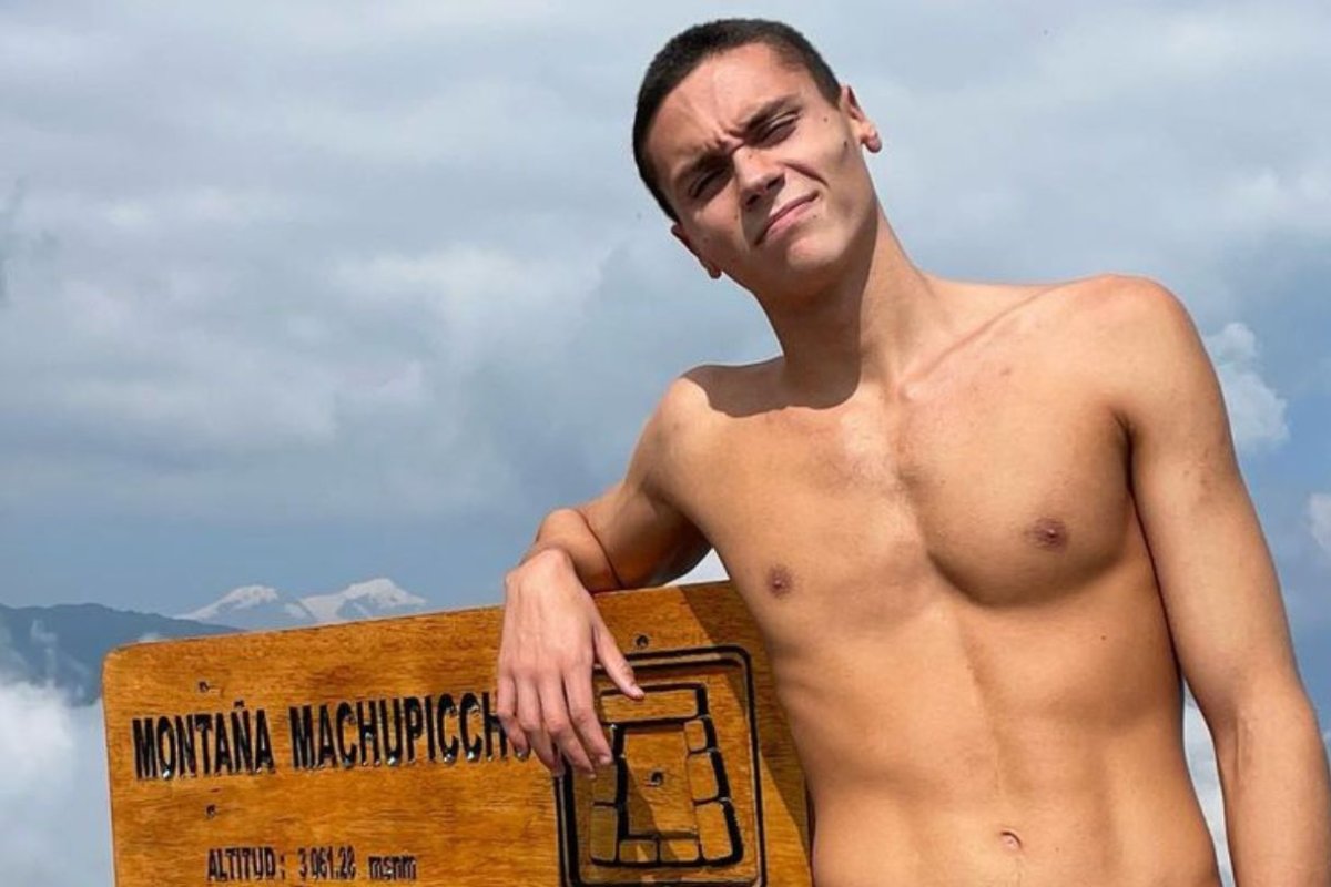 David Popovici a găsit soluția pentru a sta departe de Facebook și Instagram
