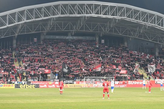 UTA se mută de la Arad! Pe ce stadion vor juca ”textiliștii” următoarele meciuri și câte partide vor fi ”plecați” de pe arena proprie