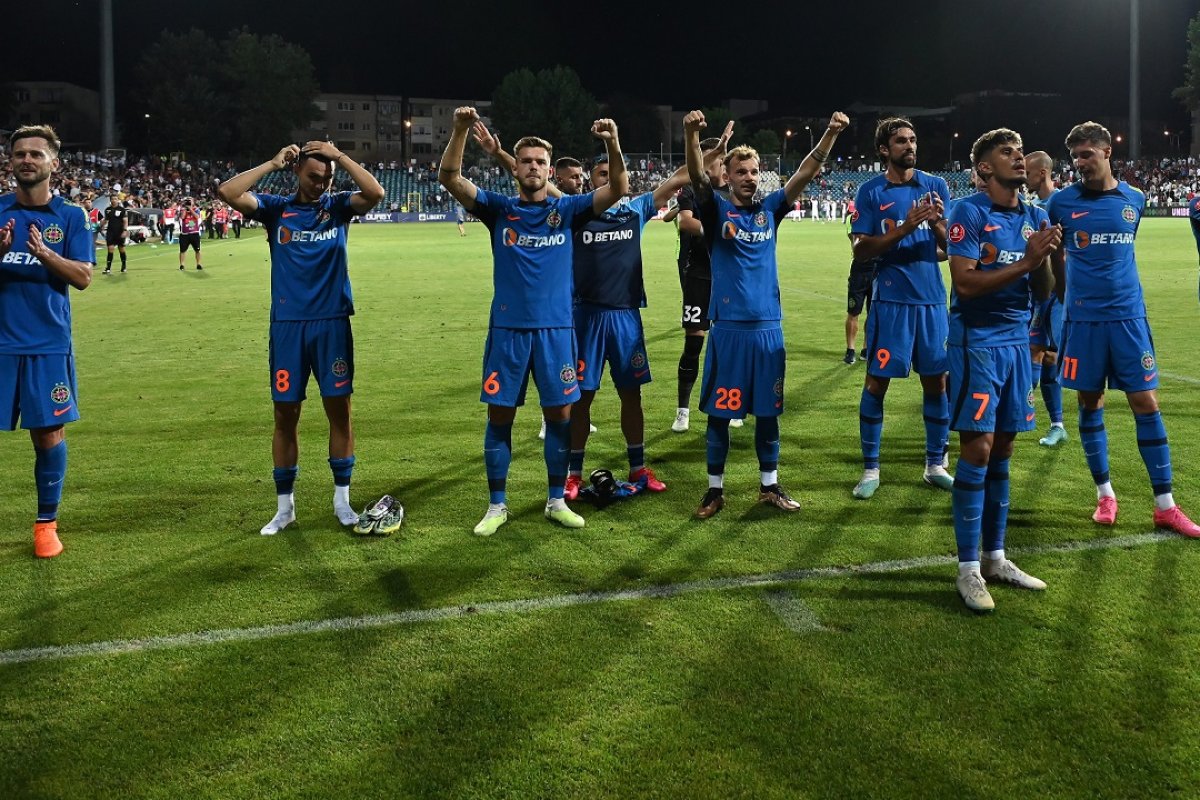 18 goluri în 42 de meciuri a strâns Compagno în tricoul FCSB
