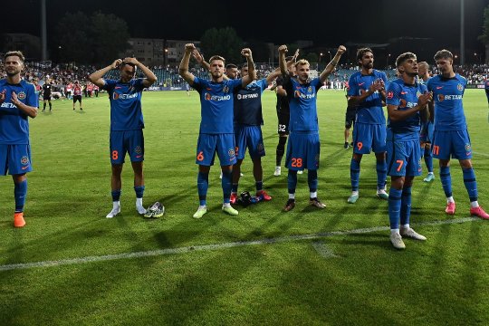 Marius Șumudică vrea să îl transfere la Gaziantep pe unul dintre cei mai valoroși jucători ai FCSB! Cu ce echipă se luptă pentru semnătura acestuia