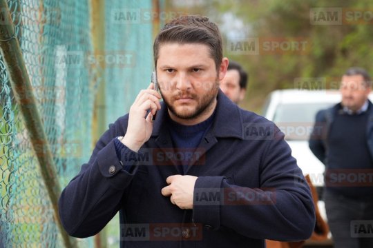 Milionarul străin care vrea să preia Petrolul a venit la meciul ”lupilor galbeni”. Veste uriașă pentru fanii Petrolului. Imagini exclusive