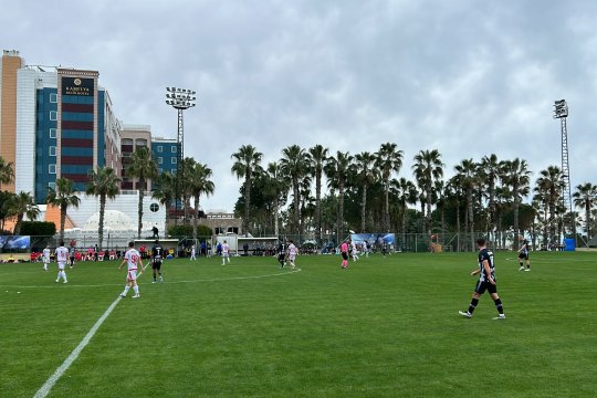 Una caldă, una rece pentru Dinamo. Două reprize în antiteză și ”câinii” pierd al doilea meci amical. Jucătorul remarcat, fotbaliștii care au acuzat probleme medicale + moment inedit la pauză
