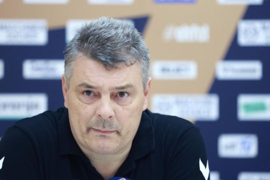 Xavier Pascual, prima reacție după înfrângerea României la debutul la Euro: "Avem nevoie de mai multă experienţă"
