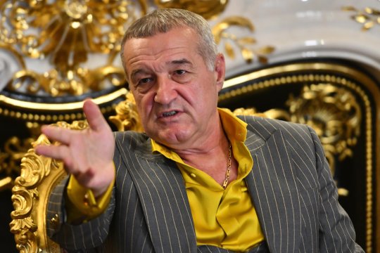 Fanii FCSB așteaptă un atacant de valoare, Gigi Becali nu se grăbește să îl aducă. Ce decizie a luat latifundiarul