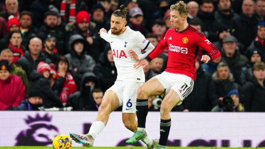 Toate cifrele debutului lui Radu Drăgușin la Tottenham. Nota primită de român după primele minute bifate în tricoul noii sale echipe