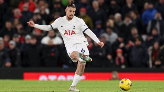 Gigi se laudă că ar fi încasat mai mulți bani pe Drăgușin: ”Becali vinde mai bine”. Care este adevărata valoare a lui Olaru