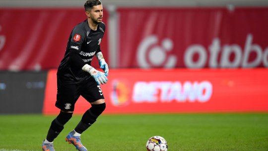 Echipa de Champions League care l-ar putea deturna pe Moldovan din drumul către Betis + Portarul lui Real Madrid, concurent pentru jucătorul Rapidului
